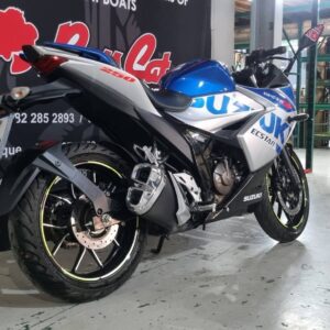 2025 Suzuki GSX 250F image 4