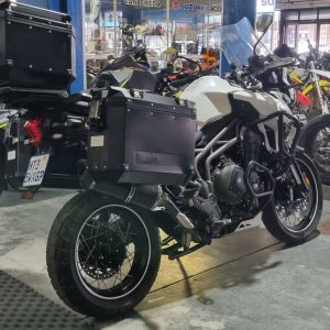 2017 Triumph Xplorer XCA image 5